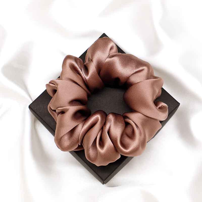 Khaki - Chaki šilkinė plaukų gumytė